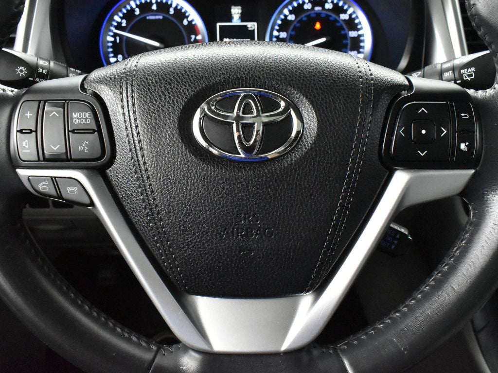 2016 Toyota Highlander XLE V6