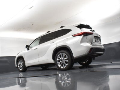 2022 Toyota Highlander Hybrid Limited