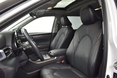 2022 Toyota Highlander Hybrid Limited