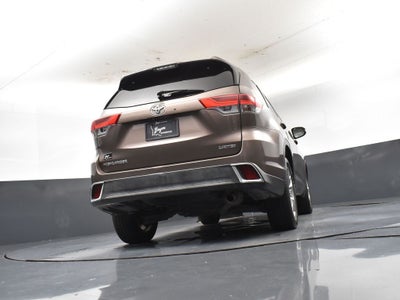 2017 Toyota Highlander Limited