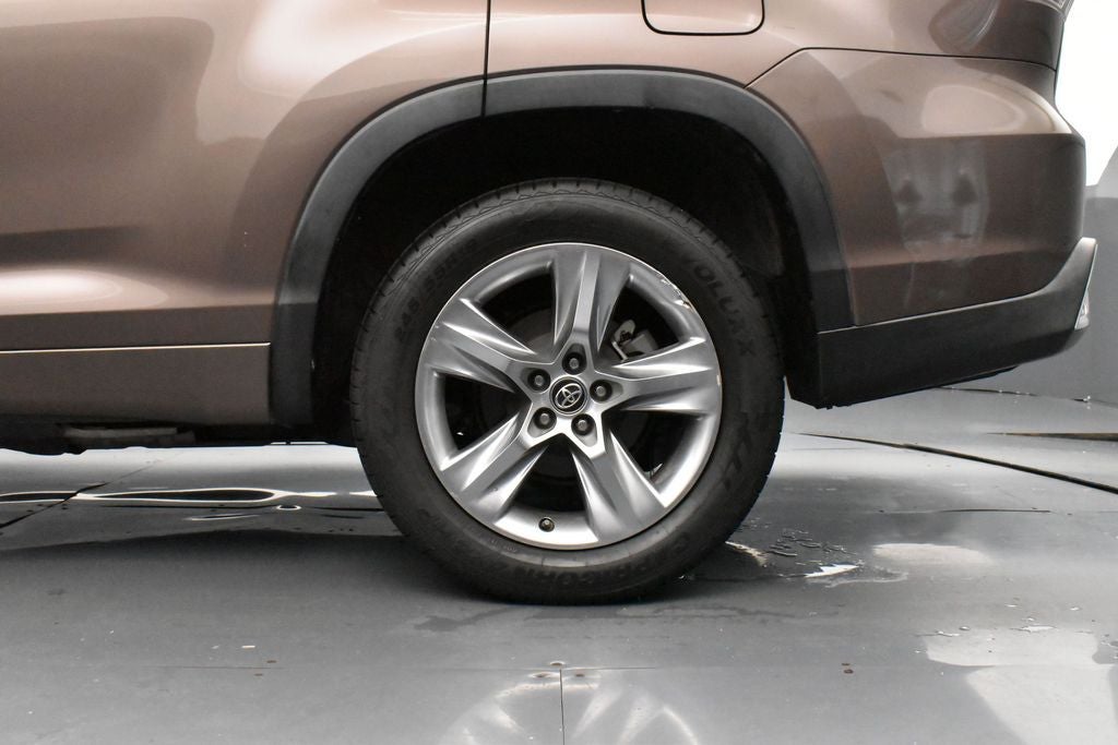 2017 Toyota Highlander Limited
