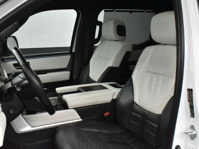 2023 Toyota Tundra Hybrid Capstone