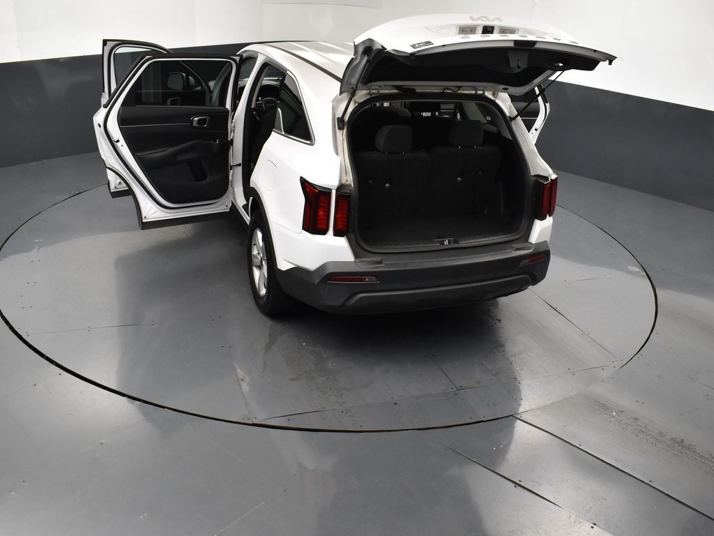 2022 Kia Sorento LX