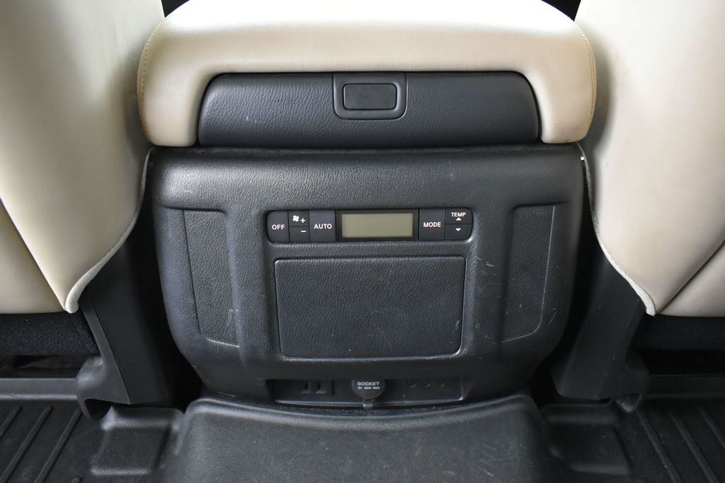 2017 Nissan Armada SL