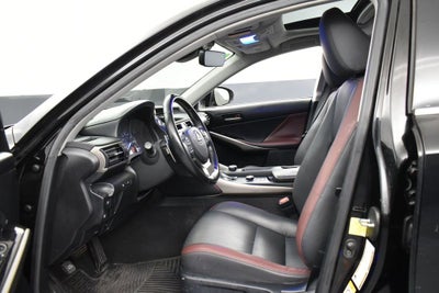 2018 Lexus IS 300
