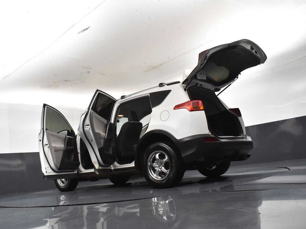 2013 Toyota RAV4 LE