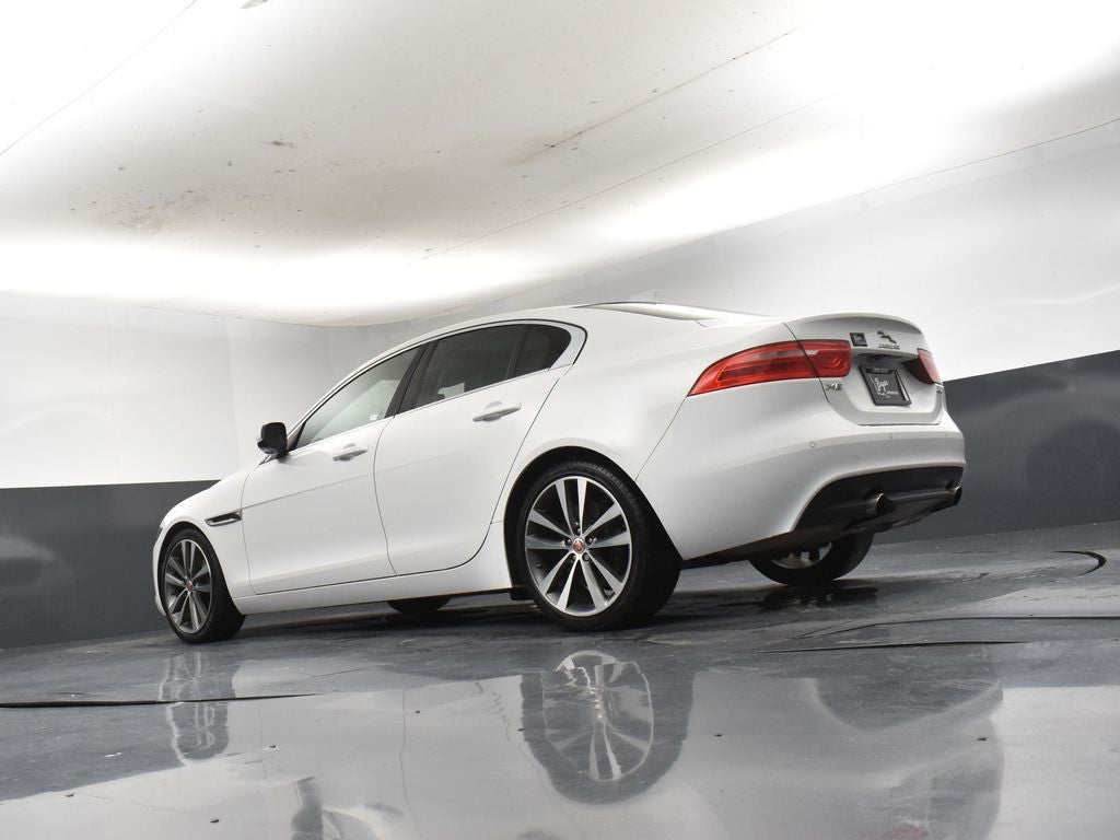 2019 Jaguar XE 25t Prestige