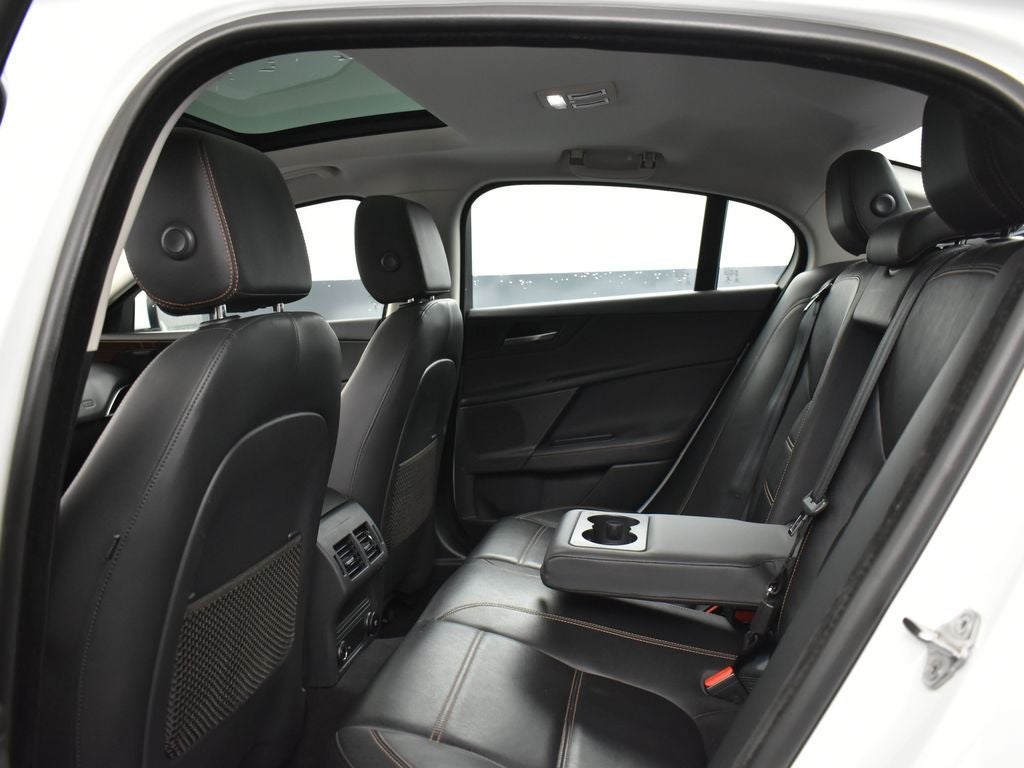 2019 Jaguar XE 25t Prestige