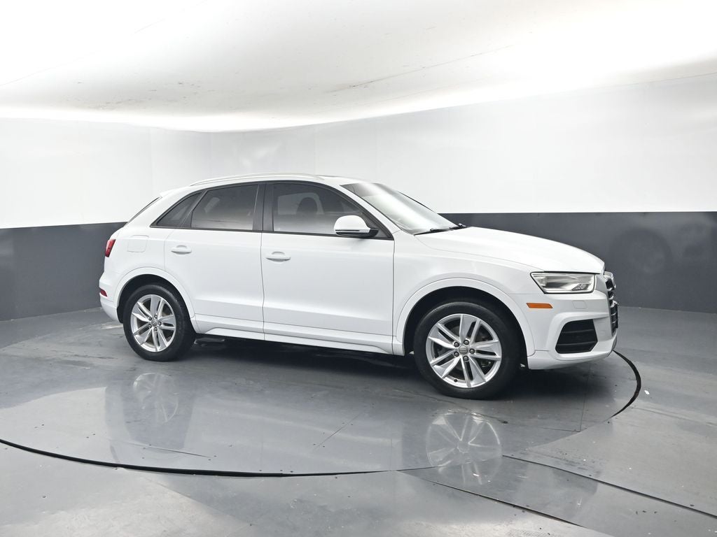 2017 Audi Q3 2.0T Premium quattro