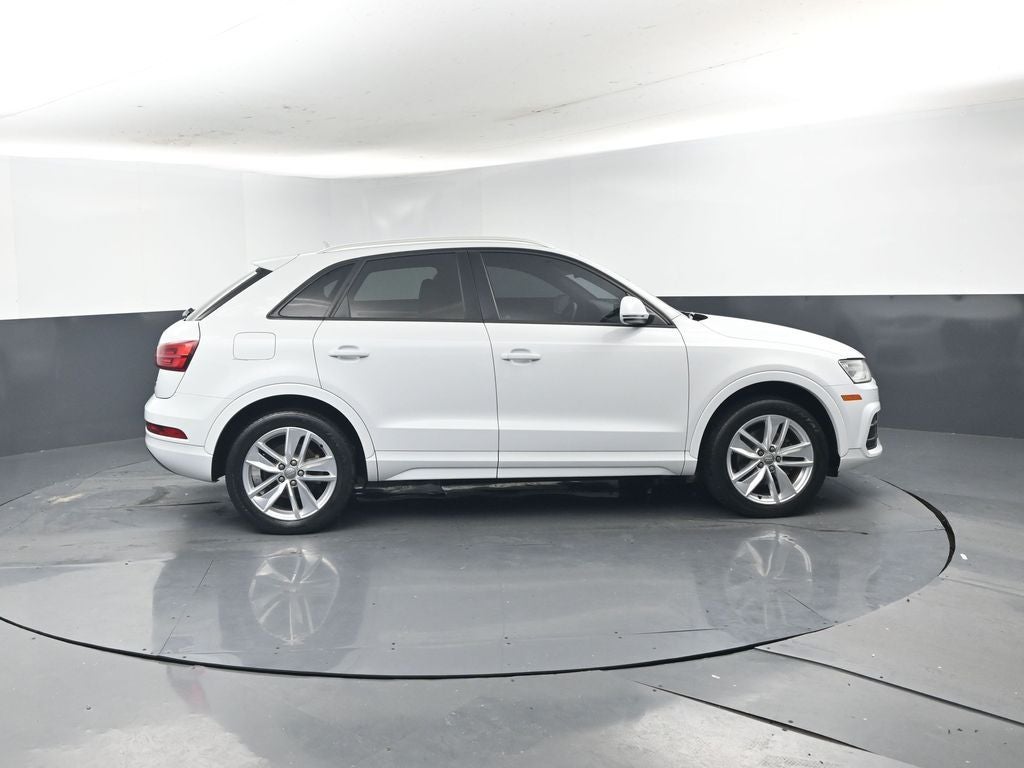 2017 Audi Q3 2.0T Premium quattro