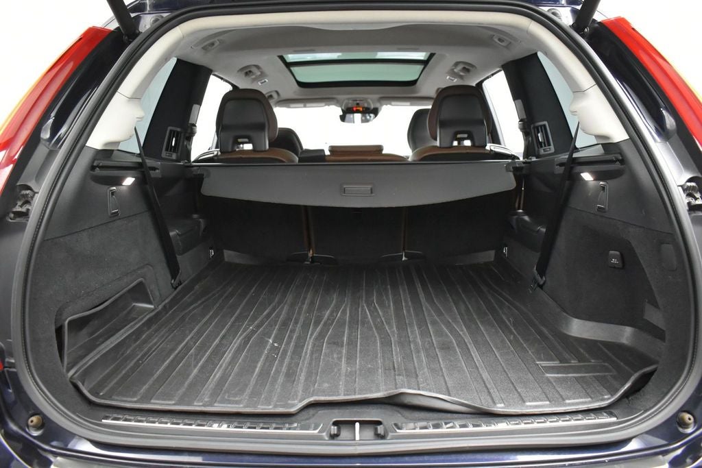 2019 Volvo XC90 T6 Inscription
