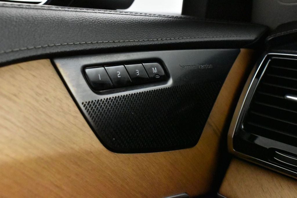 2019 Volvo XC90 T6 Inscription